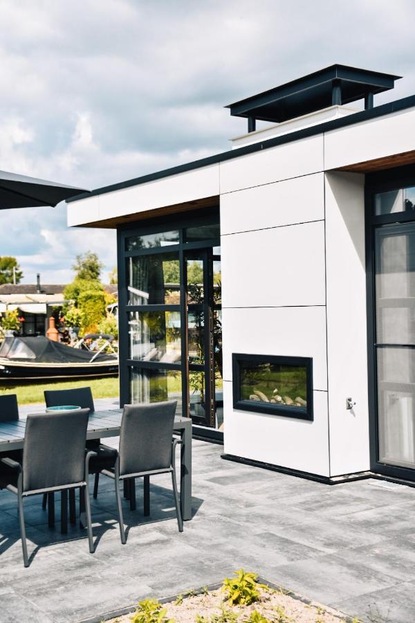 Marinapark Residentie Nieuw Loosdrecht Villa Exterior photo